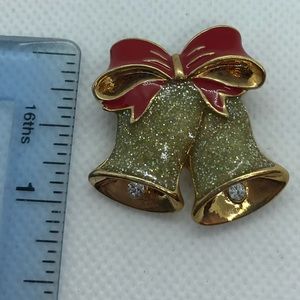 Avon Nina Ricci christmas bell brooch/pin